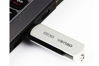 De fabriekslevering 64G 2,0 de draaimetaal USB van de rode kleurenwartel met aangepast embleem en het pakket tonen het levensmerk